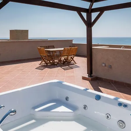 Thalassa Diuma Two Bedroom Penthouse شقة Vokolidha
